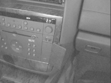 Opel Omega 00-05, pod kątem