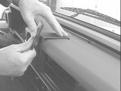ProClip Uchwyt montażowy Toyota LandCruiser 70 84-98, pod kątem