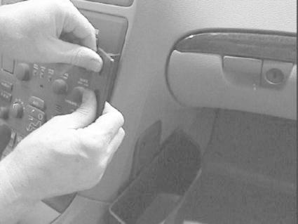 Volvo V70 00-04, pod kątem