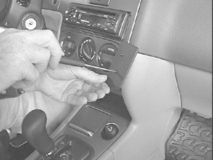 ProClip Uchwyt montażowy Nissan Primera 00-01, Kątowy