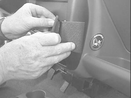 ProClip Uchwyt montażowy Suzuki Wagon 01-05, Kątowy