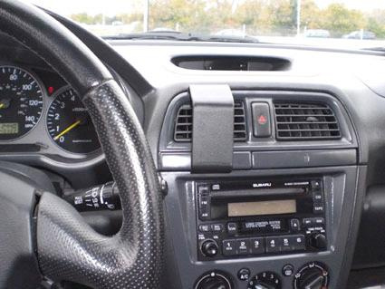 Subaru Impreza 01-04, Wyśrodkowany