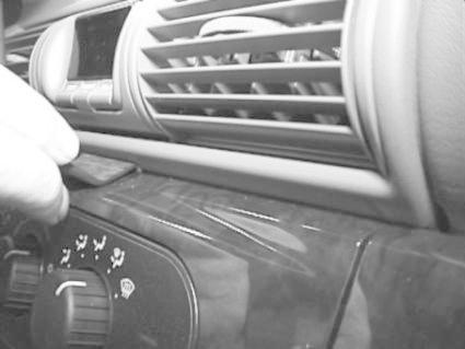 Chrysler Stratus 01-07, Wyśrodkowany
