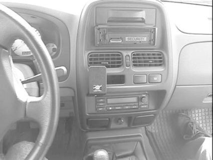 Nissan Navara 00-05, centralny, niski