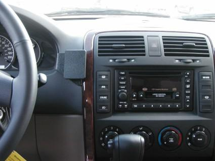 Kia Carnival 02-05, centralny