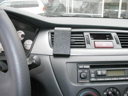 Mitsubishi Lancer 04-07, centralny