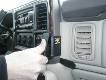 Chevrolet Avalanche 03-06, kątowy