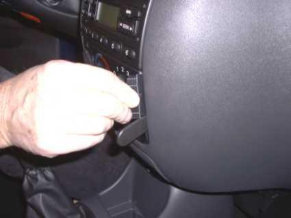 Ford Fiesta/Courier/Puma 96-02, kątowy