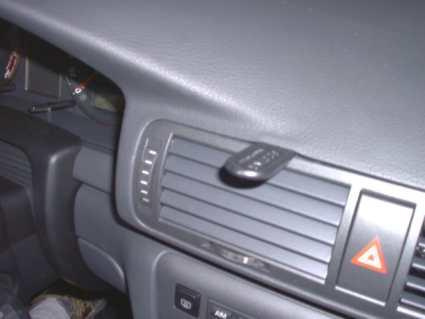 Skoda Superb 02-08, centralny