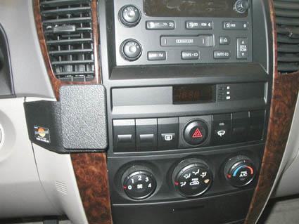 Kia Sorento 02-07, Wycentrowany, Brązowy panel drewniany
