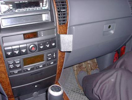 Kia Sorento 02-07, Kątowy, Brązowy panel drewniany
