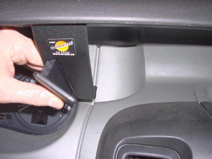 Renault Trafic 02-10, Kątowy