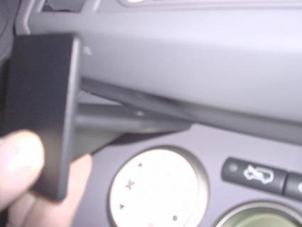 Nissan Micra 03-10, Wycentrowany, Niski