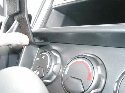 Honda Element 03-12, Wycentrowany