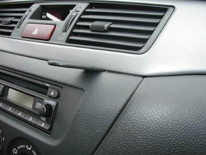 Mitsubishi Lancer 04-07, Kątowy