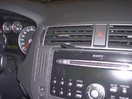 Ford C-Max 04-10/Ford Kuga 08-12, Wyśrodkowany
