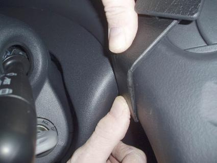 Toyota Yaris 03-05, Wyśrodkowany