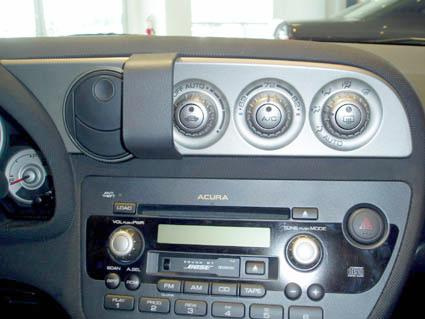 Honda Integra 04-06, Wyśrodkowany