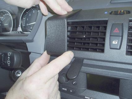 BMW X3 04-10, Wyśrodkowany