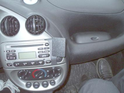 Ford Ka 97-08, Ukośny