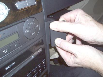 Ford Mondeo 01-07, Ukośny