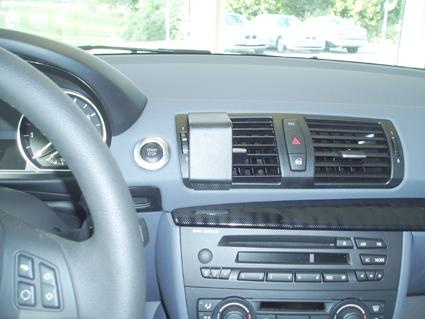 BMW 1 E81/E82/E87/E88 05-11, Wyśrodkowany