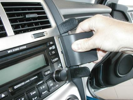 Kia Sportage 05-10, pod kątem