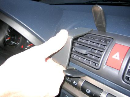 ProClip uchwyt montażowy Kia Picanto 05-09, wyśrodkowany