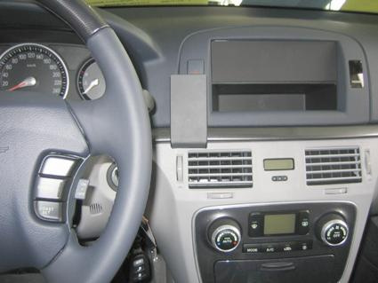 Hyundai Sonata 05-08, wyśrodkowany