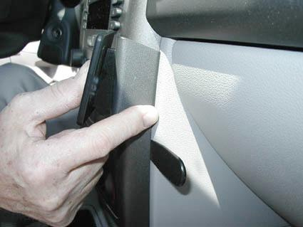 Chevrolet Cobalt 05-10, pod kątem