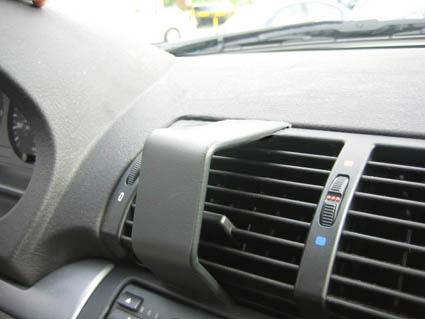 BMW X5 00-06, wyśrodkowany, OEM Nav.