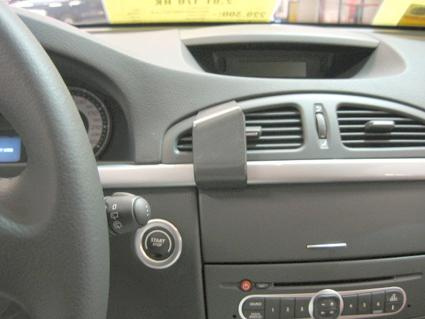 Renault Laguna 05-07, wyśrodkowany