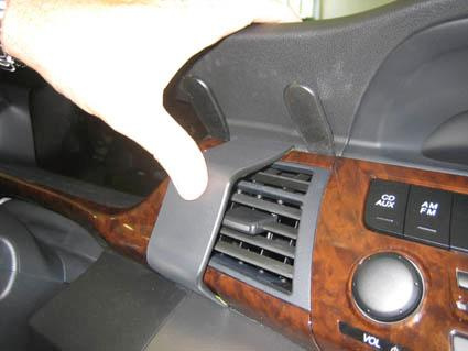 Honda FR-V 05-11, wyśrodkowany