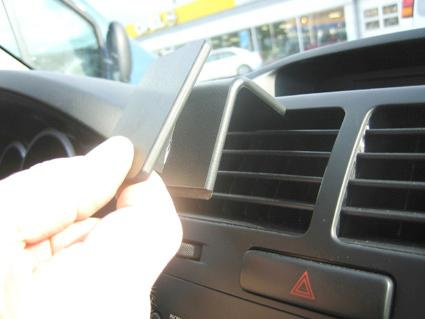 Suzuki Grand Vitara 05-15, wyśrodkowany