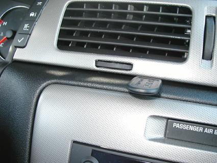 Chevrolet Impala 06-13, Wyśrodkowany