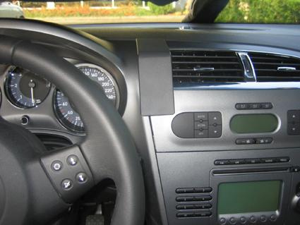 Seat Leon 06-12, Wyśrodkowany