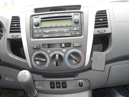 Toyota HiLux 06-11, Kątowy