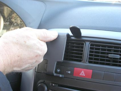 Fiat Punto Grande 06-13, Wyśrodkowany