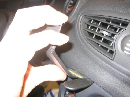 Renault Clio 06-12, Wyśrodkowany