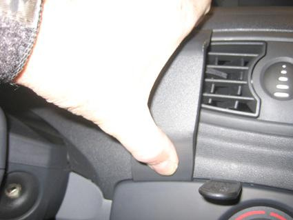Renault Clio 06-12, Wyśrodkowany