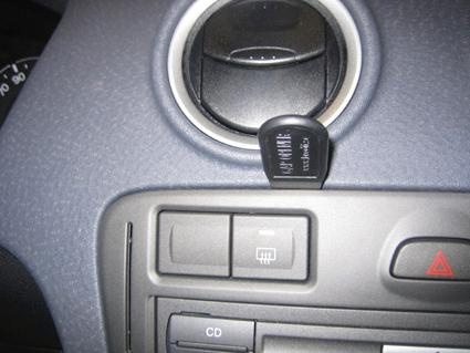 Ford Fusion 06-12, Wyśrodkowany
