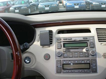 Hyundai Grandeur 06-09, Wyśrodkowany