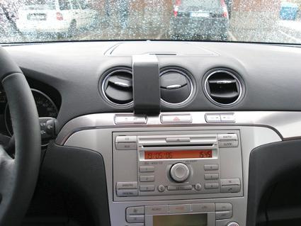 Ford Galaxy 07-14, Wyśrodkowany