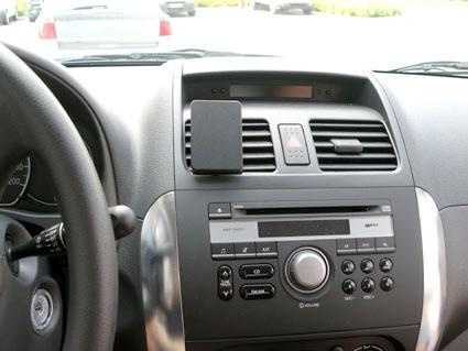 Suzuki SX4/Fiat Sedici 07-10, Wyśrodkowany