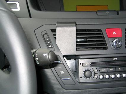 Citroen C4 Picasso 07-13, Wyśrodkowany
