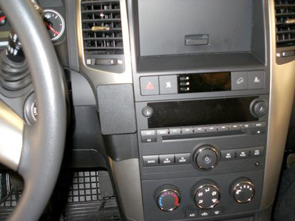 Chevrolet Captiva 07-11, Wyśrodkowany
