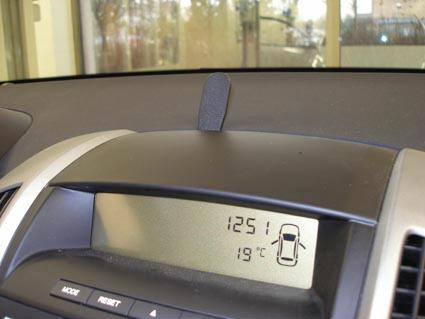 Kia Ceed 07-09, Wyśrodkowany