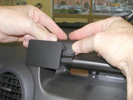 ProClip Monteringsbygel Kia Carens 07-13, Wyśrodkowany