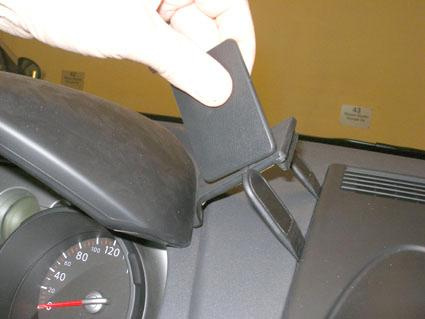 Nissan Qashqai 07-13, Wyśrodkowany
