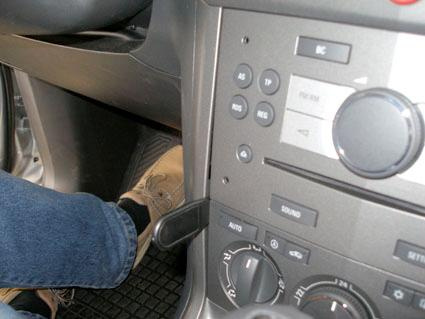 Opel Antara 07-15, Centralny